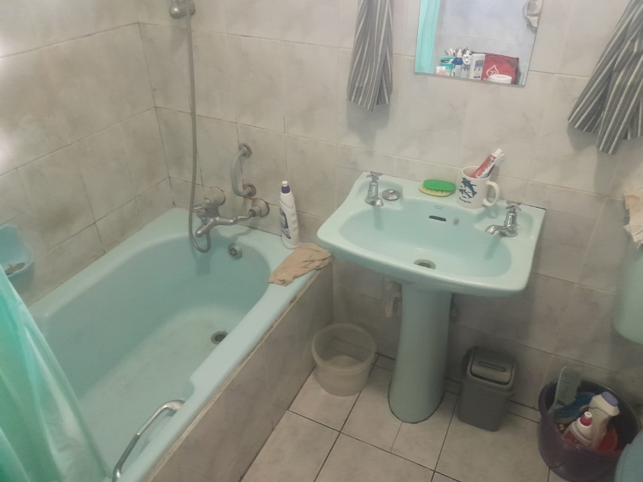 3 Bedroom Property for Sale in Rustenburg Central North West